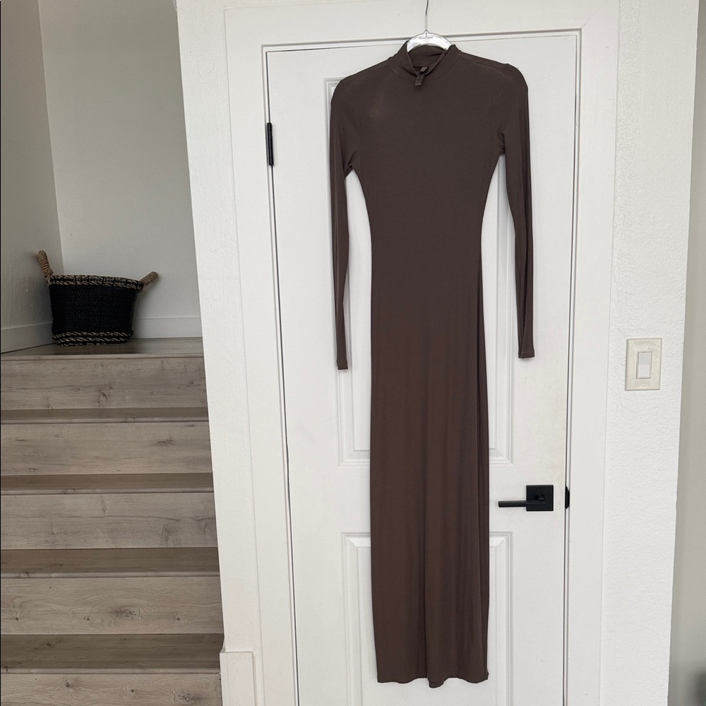 Skims Ribbed Brown Long Sleeve Dress